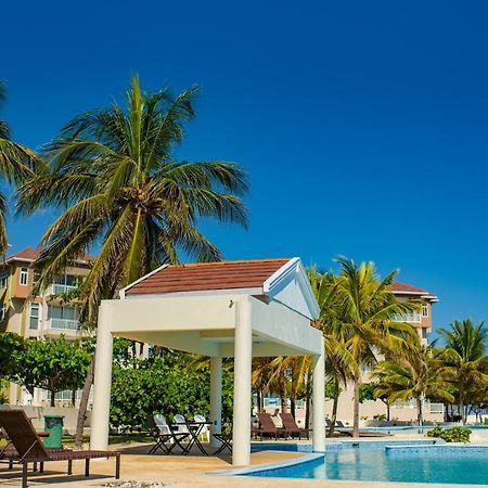 Whispering Seas Oceanfront Suite Ocho Rios Zewnętrze zdjęcie