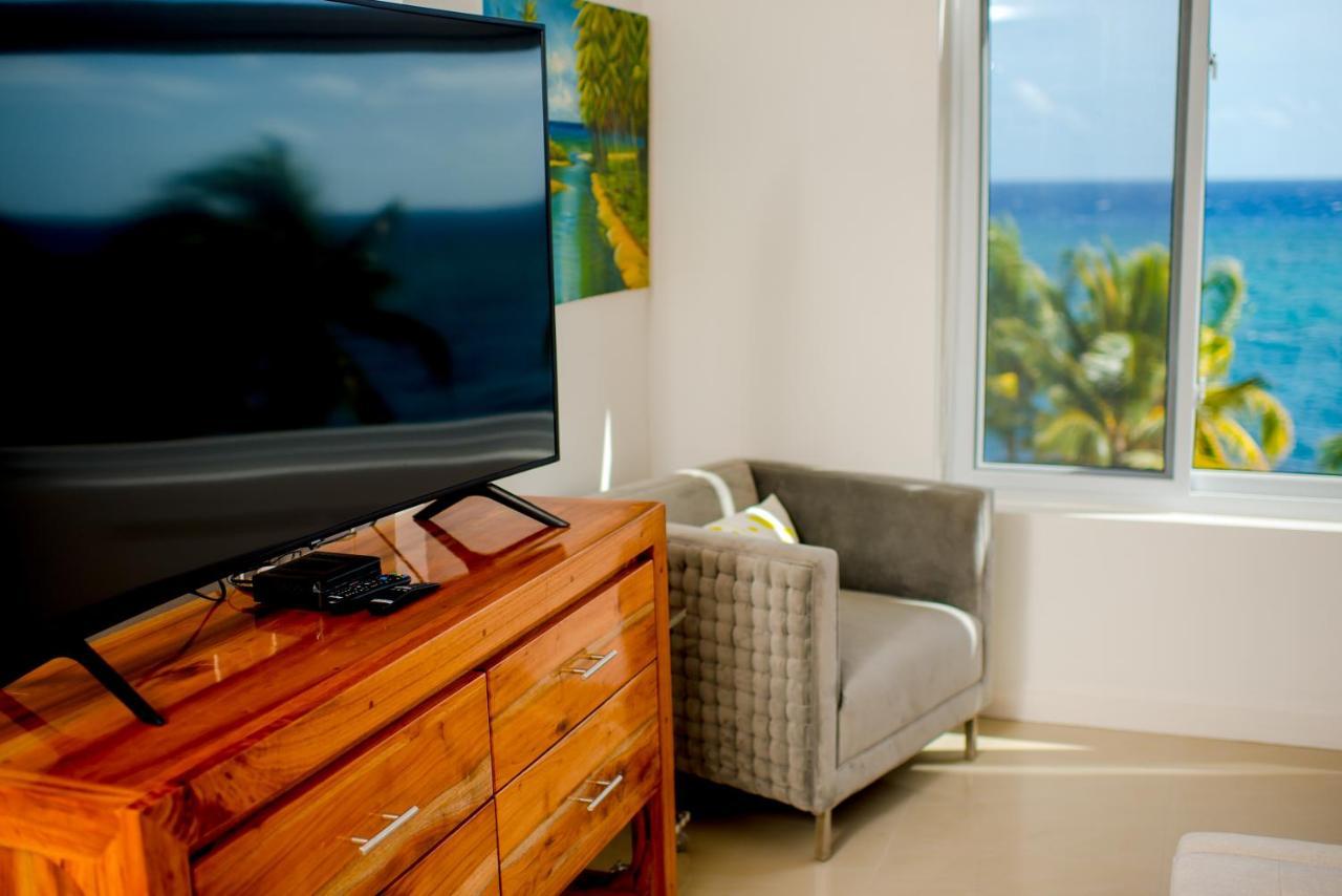 Whispering Seas Oceanfront Suite Ocho Rios Zewnętrze zdjęcie